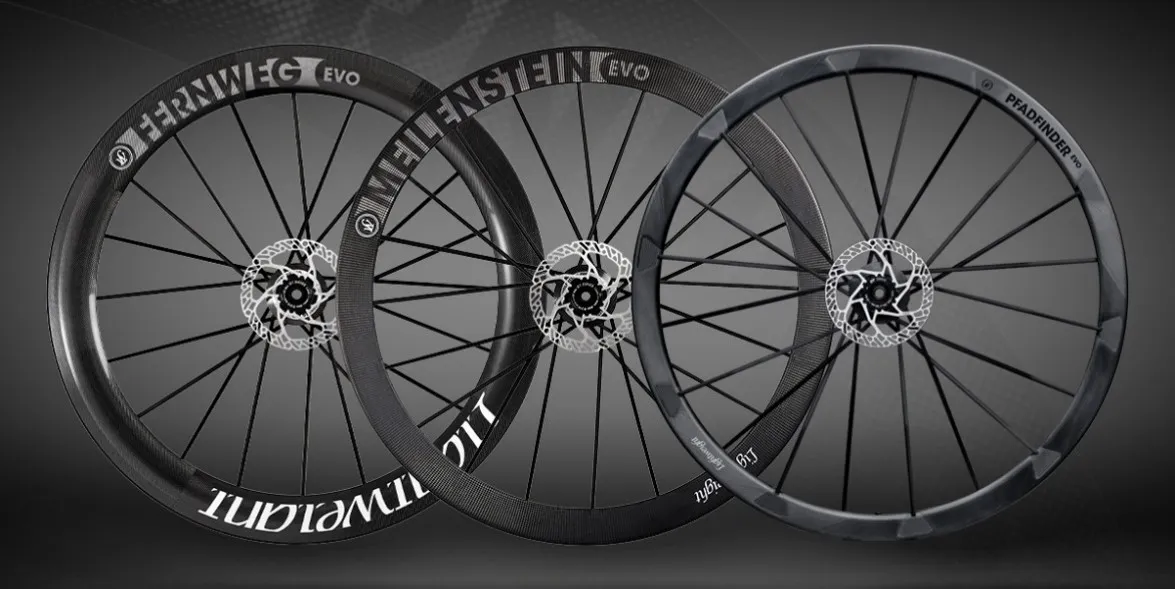 <h2 class="" style="text-align: center;"><font color="#ffffff"><span class="font-expandedBold uppercase">Lightweight</span></font></h2>