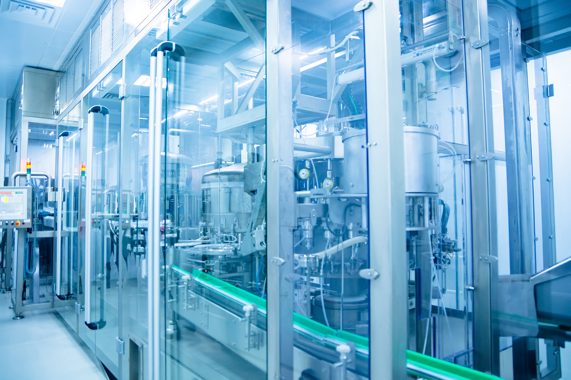 Effiziente und resistente Lösungen von Murtfeldt Kunststoffe für die chemische Prozessindustrie.